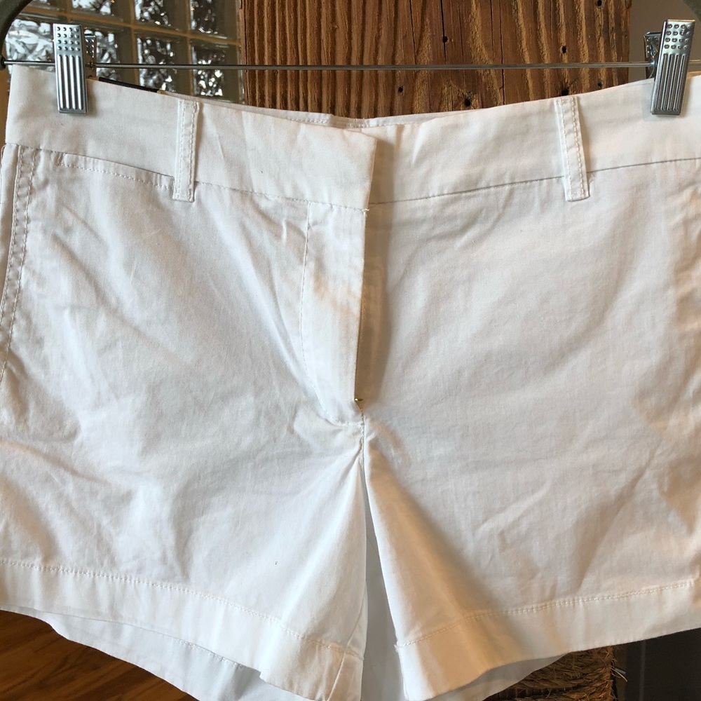 J Crew white stretch 4” chino short. Sz 8 NWT